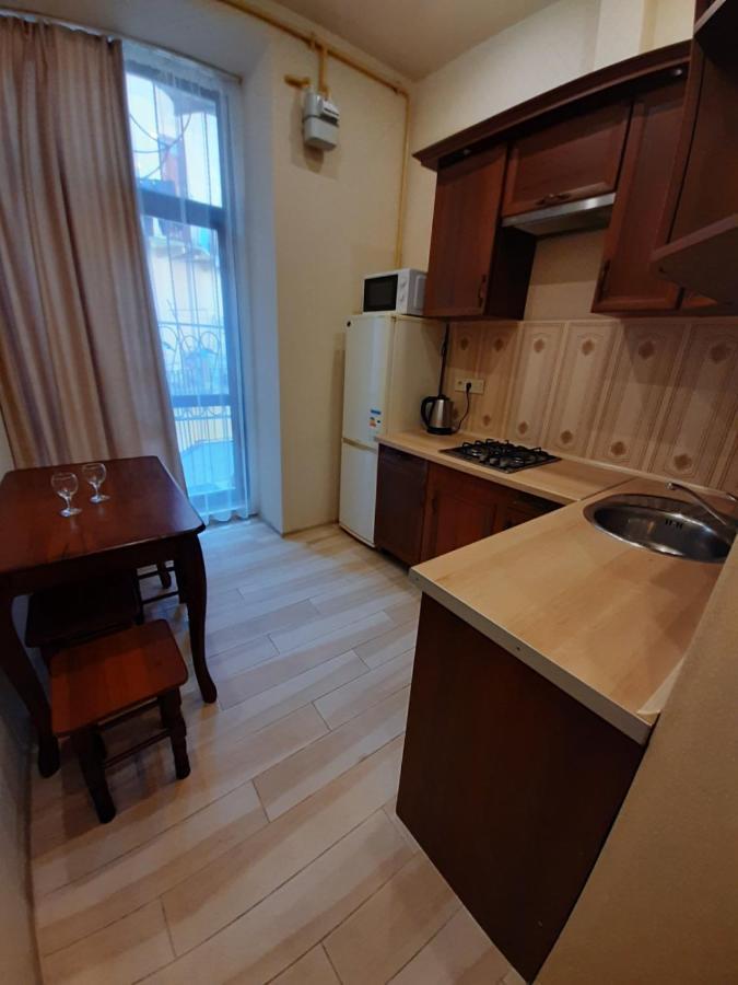 Apartment On Kulisha 41 Lviv Exterior photo